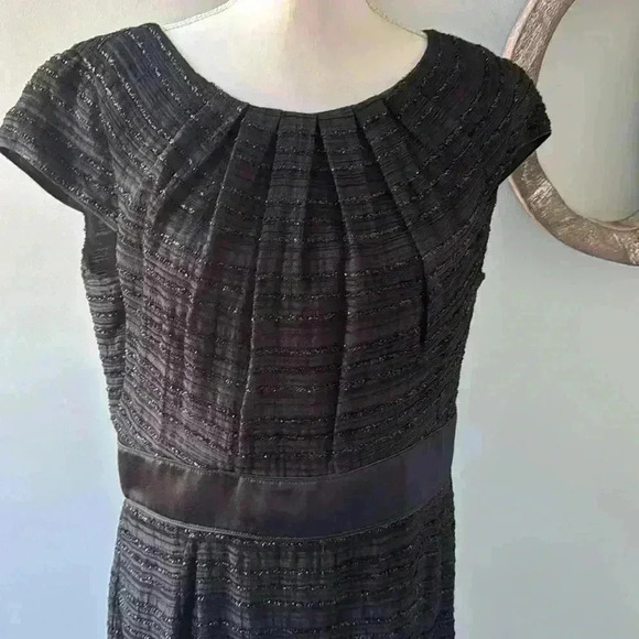 Armani Collezioni black sparkle fully lined dress size 50 with cap sleeves - Picture 2 of 6